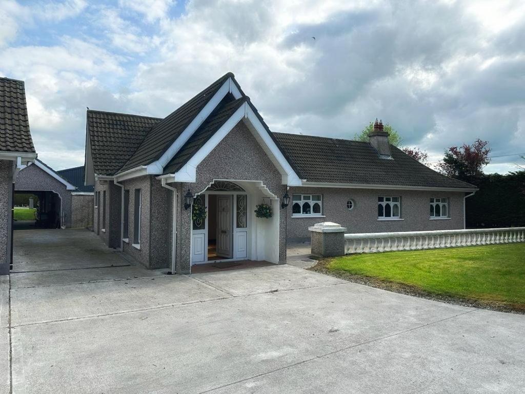 Rooms At Ballysax House The Curragh Exteriör bild